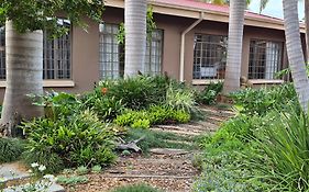 Bendor Garden Flat